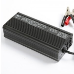 Caricabatterie LiPo per batteria 12V-48V agli ioni di litio / polimero Caricabatteria 16.8V 29.4V 42.0V 58.8V